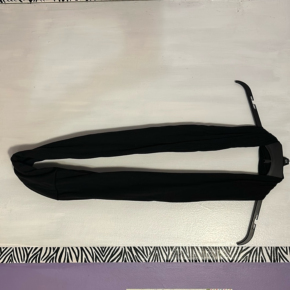 Black infinity scarf